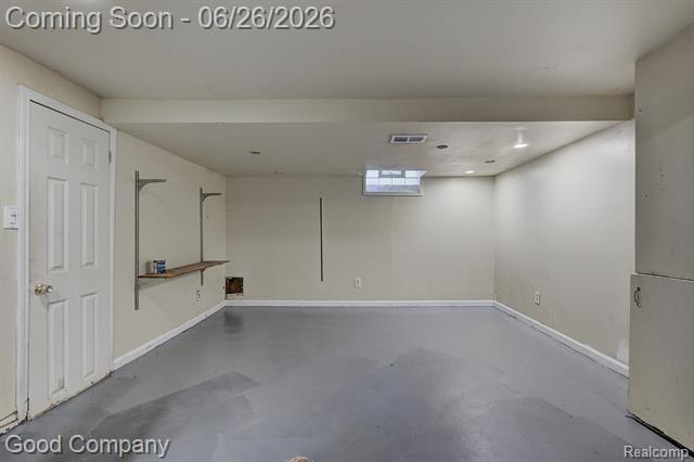 Builiding view twenty four for 20259 Warrington, Detroit, MI. 48221