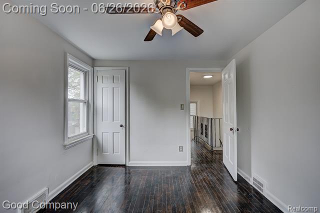 Builiding view twenty two for 20259 Warrington, Detroit, MI. 48221