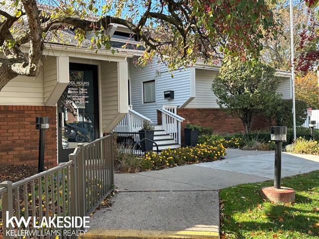 Builiding view eighteen for 22957 Gary, Saint Clair Shores, MI. 48080