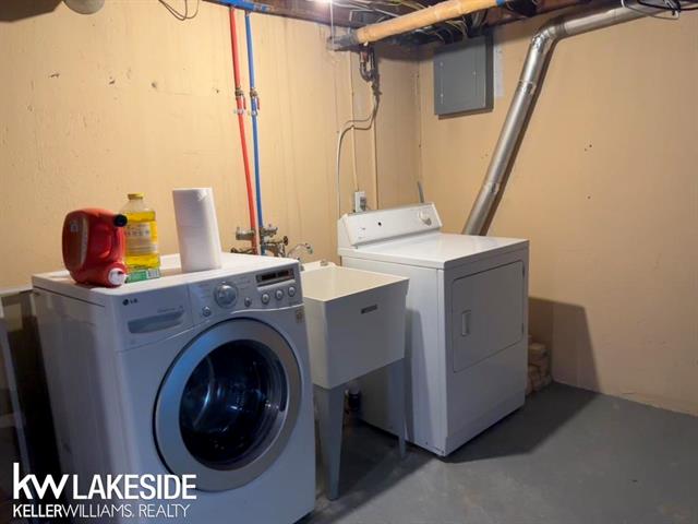 Builiding view fifteen for 22957 Gary, Saint Clair Shores, MI. 48080