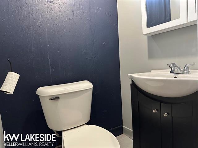 Builiding view seventeen for 22957 Gary, Saint Clair Shores, MI. 48080