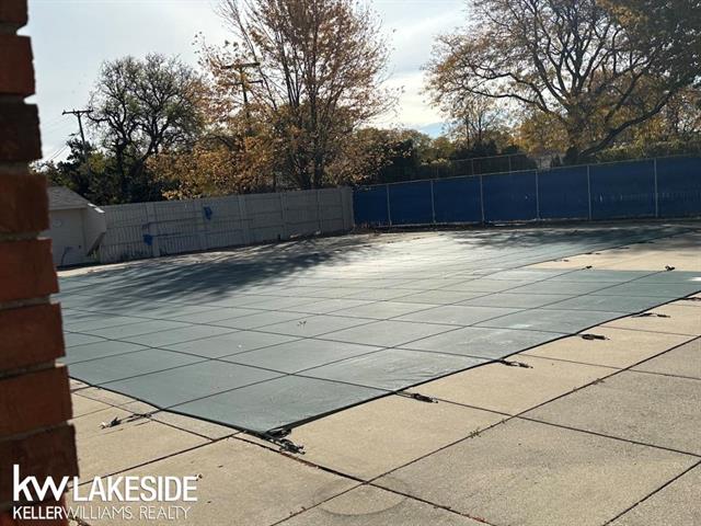 Builiding view twenty for 22957 Gary, Saint Clair Shores, MI. 48080