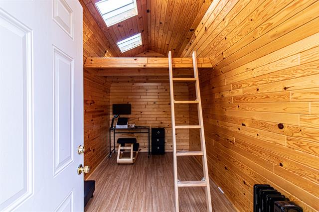 Builiding view forty for 3005 Oakwood, Ann Arbor, MI. 48104