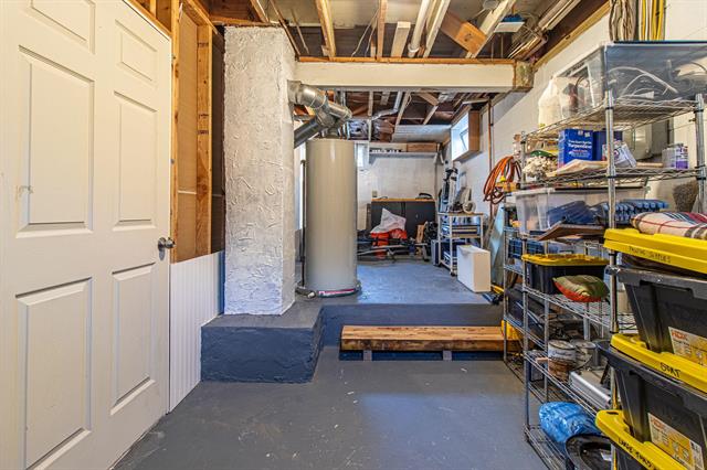 Builiding view thirty three for 3005 Oakwood, Ann Arbor, MI. 48104