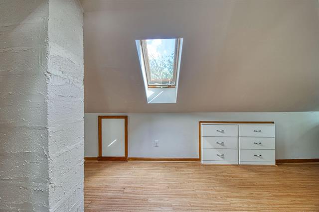 Builiding view twenty one for 3005 Oakwood, Ann Arbor, MI. 48104