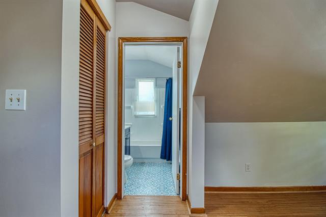 Builiding view twenty six for 3005 Oakwood, Ann Arbor, MI. 48104