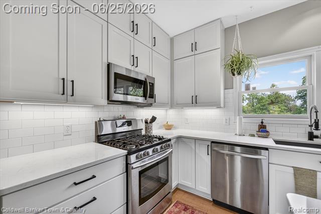 Builiding view eleven for 918 Gray Fox, Howell, MI. 48843