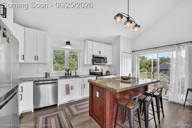 Builiding view forty eight for 918 Gray Fox, Howell, MI. 48843