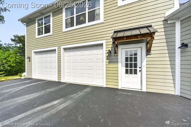 Builiding view forty six for 918 Gray Fox, Howell, MI. 48843