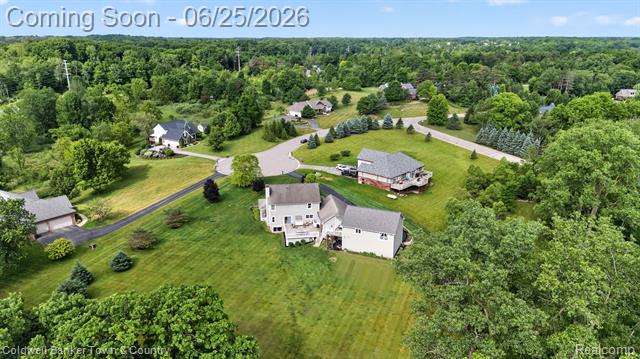 Builiding view seventy five for 918 Gray Fox, Howell, MI. 48843