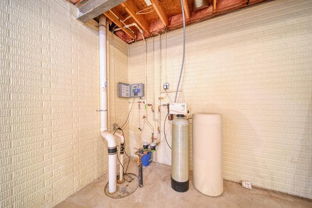 Builiding view forty for 3581 Kehoe, Clinton, MI. 49236