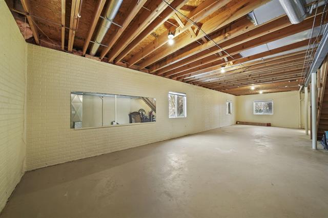 Builiding view thirty seven for 3581 Kehoe, Clinton, MI. 49236