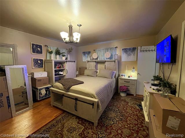 Builiding view fifteen for 5021 Forest Side, Flint, MI. 48532