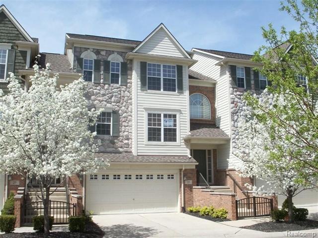 front view for 25 Bradford Court, Dearborn, Mi. 48126