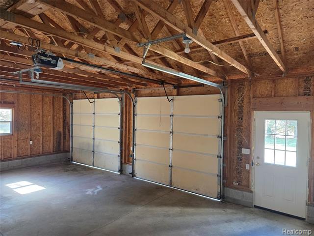 Builiding view thirty one for 7507 Pingree, Pinckney, MI. 48169