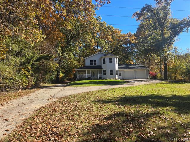 Builiding view three for 7507 Pingree, Pinckney, MI. 48169