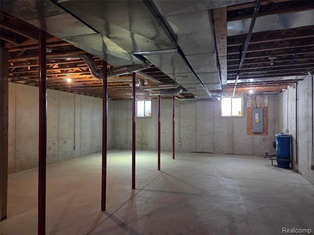 Builiding view twenty nine for 7507 Pingree, Pinckney, MI. 48169