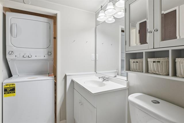 Builiding view eleven for 2411 Packard, Ann Arbor, MI. 48104