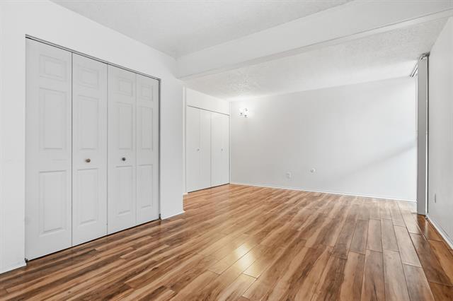 Builiding view six for 2411 Packard, Ann Arbor, MI. 48104