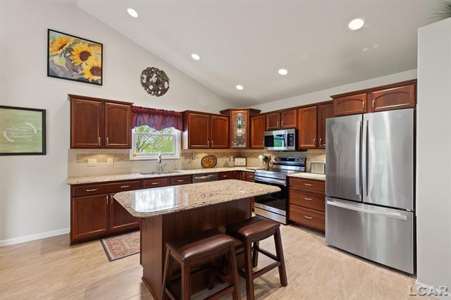 Builiding view eleven for 11590 Harrington Place, Brooklyn, MI. 49230