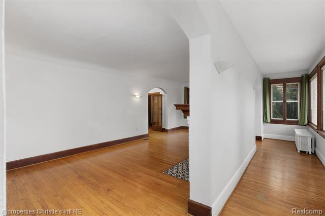 Builiding view eleven for 1409 Sunset, Royal Oak, MI. 48067