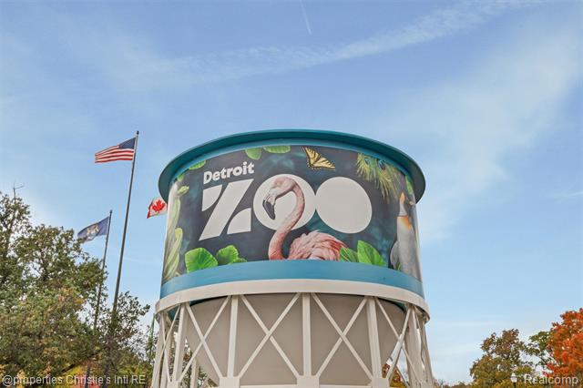 Builiding view fifty five for 1409 Sunset, Royal Oak, MI. 48067