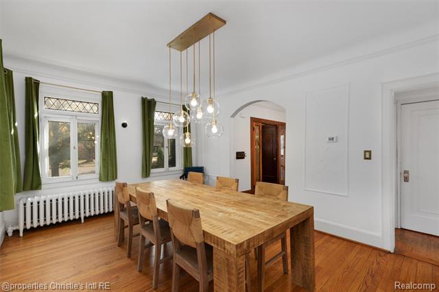 Builiding view sixteen for 1409 Sunset, Royal Oak, MI. 48067