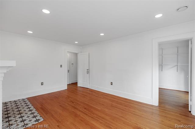 Builiding view thirty eight for 1409 Sunset, Royal Oak, MI. 48067