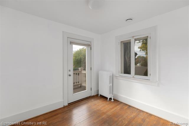 Builiding view thirty seven for 1409 Sunset, Royal Oak, MI. 48067