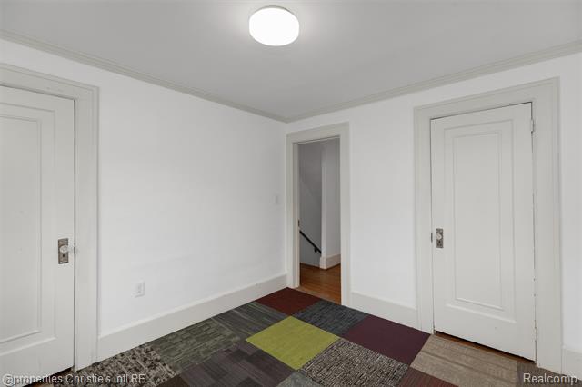 Builiding view thirty two for 1409 Sunset, Royal Oak, MI. 48067