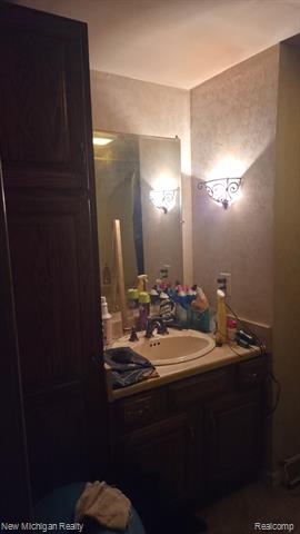 Builiding view ten for 420 Maple, Webberville, MI. 48892