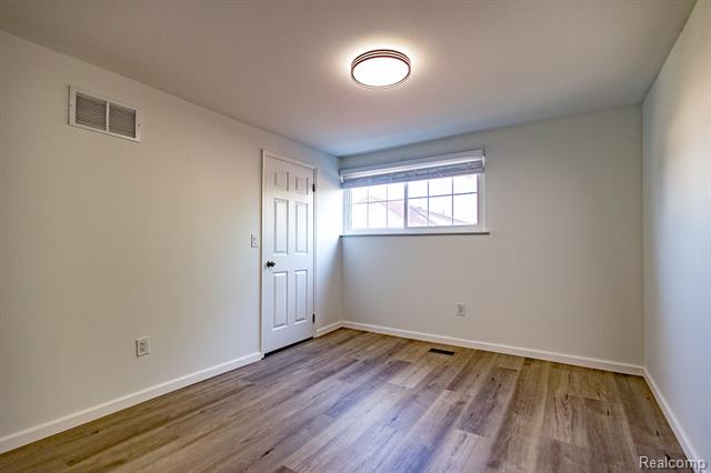 Builiding view fourteen for 8841 Sunrise, Sterling Heights, MI. 48312