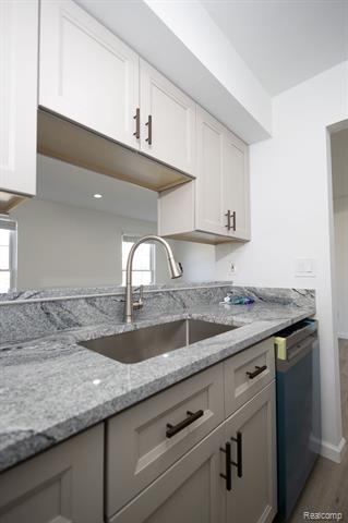 Builiding view three for 8841 Sunrise, Sterling Heights, MI. 48312