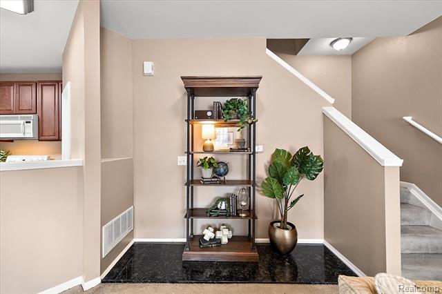 Builiding view seven for 26709 Ashton, Trenton, MI. 48183