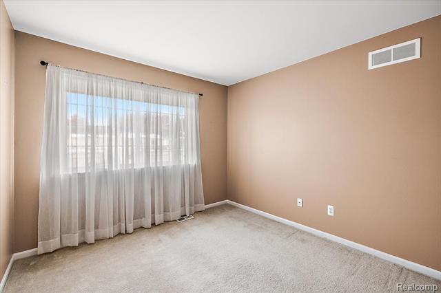 Builiding view thirty six for 26709 Ashton, Trenton, MI. 48183