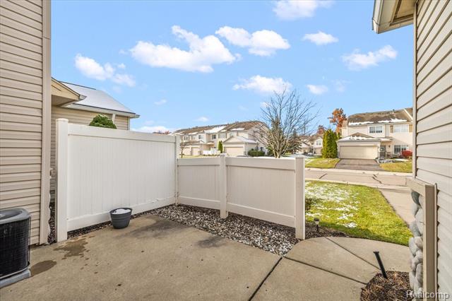 Builiding view two for 26709 Ashton, Trenton, MI. 48183