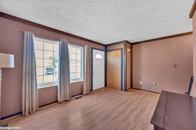 Builiding view five for 51204 Cathryn, New Baltimore, MI. 48047