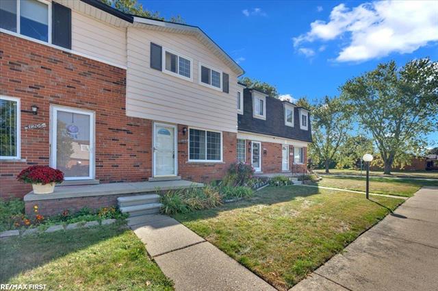 Builiding view one for 51204 Cathryn, New Baltimore, MI. 48047