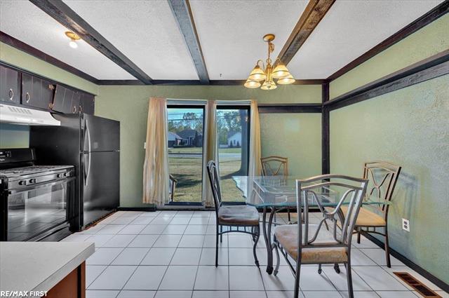 Builiding view seven for 51204 Cathryn, New Baltimore, MI. 48047