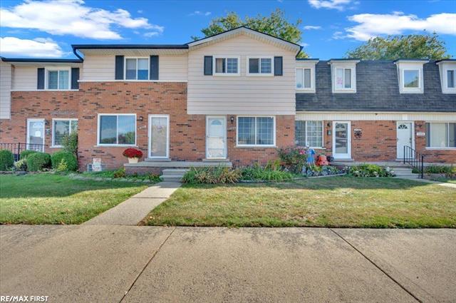 front view for 51204 Cathryn Court, New Baltimore, Mi. 48047