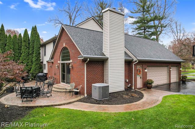 Builiding view three for 8039 Boulder Ridge, Brighton, MI. 48116