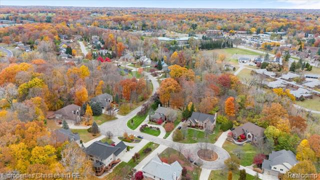 Builiding view eight for 29202 Bradmoor, Farmington, MI. 48334