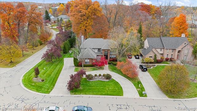 Builiding view five for 29202 Bradmoor, Farmington, MI. 48334