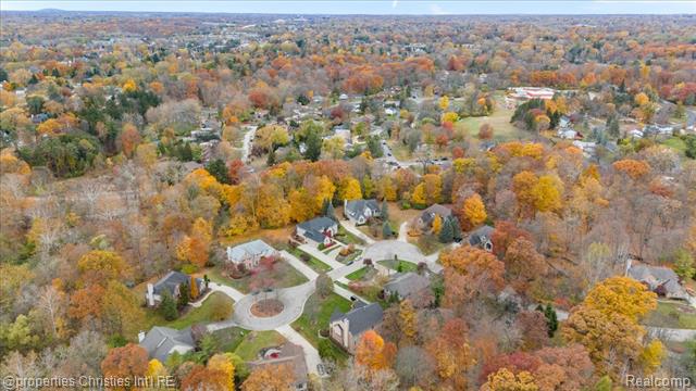 Builiding view nine for 29202 Bradmoor, Farmington, MI. 48334