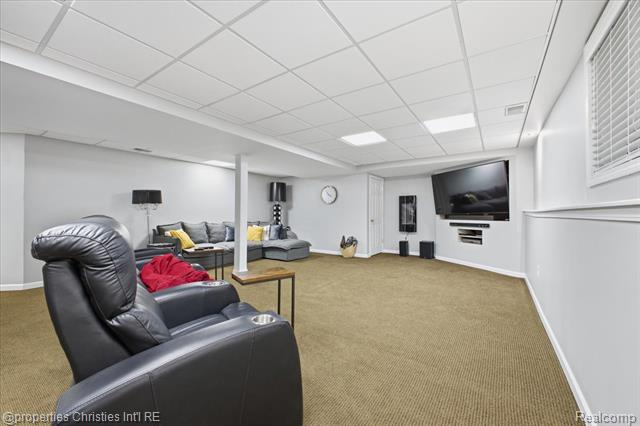 Builiding view seventy four for 29202 Bradmoor, Farmington, MI. 48334