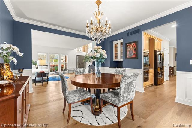 Builiding view thirty two for 29202 Bradmoor, Farmington, MI. 48334