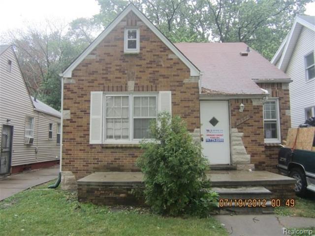 front view for 18552 Riverview Street, Detroit, Mi. 48219