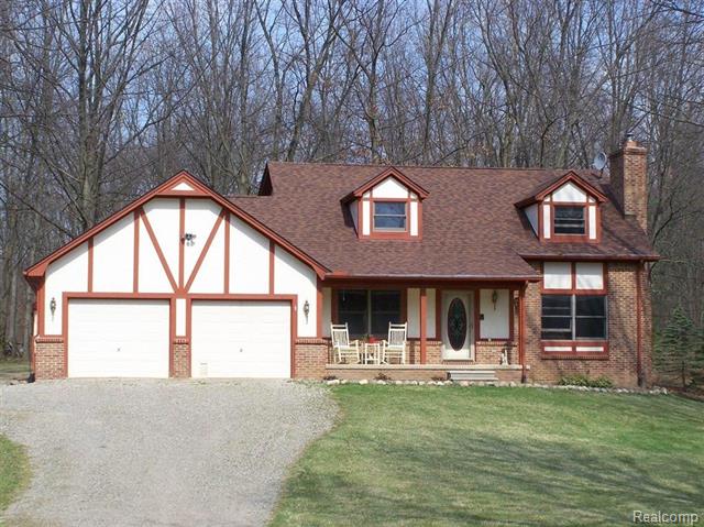 front view for 3380 W Cohoctah Road, Fowlerville, Mi. 48836
