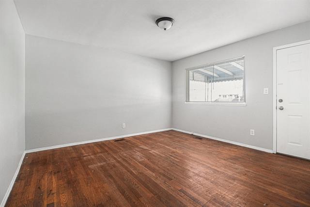 Builiding view six for 1051 Redleaf, Ypsilanti, MI. 48198