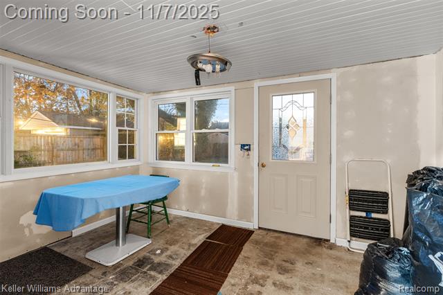 Builiding view eight for 1427 Marywood, Royal Oak, MI. 48067